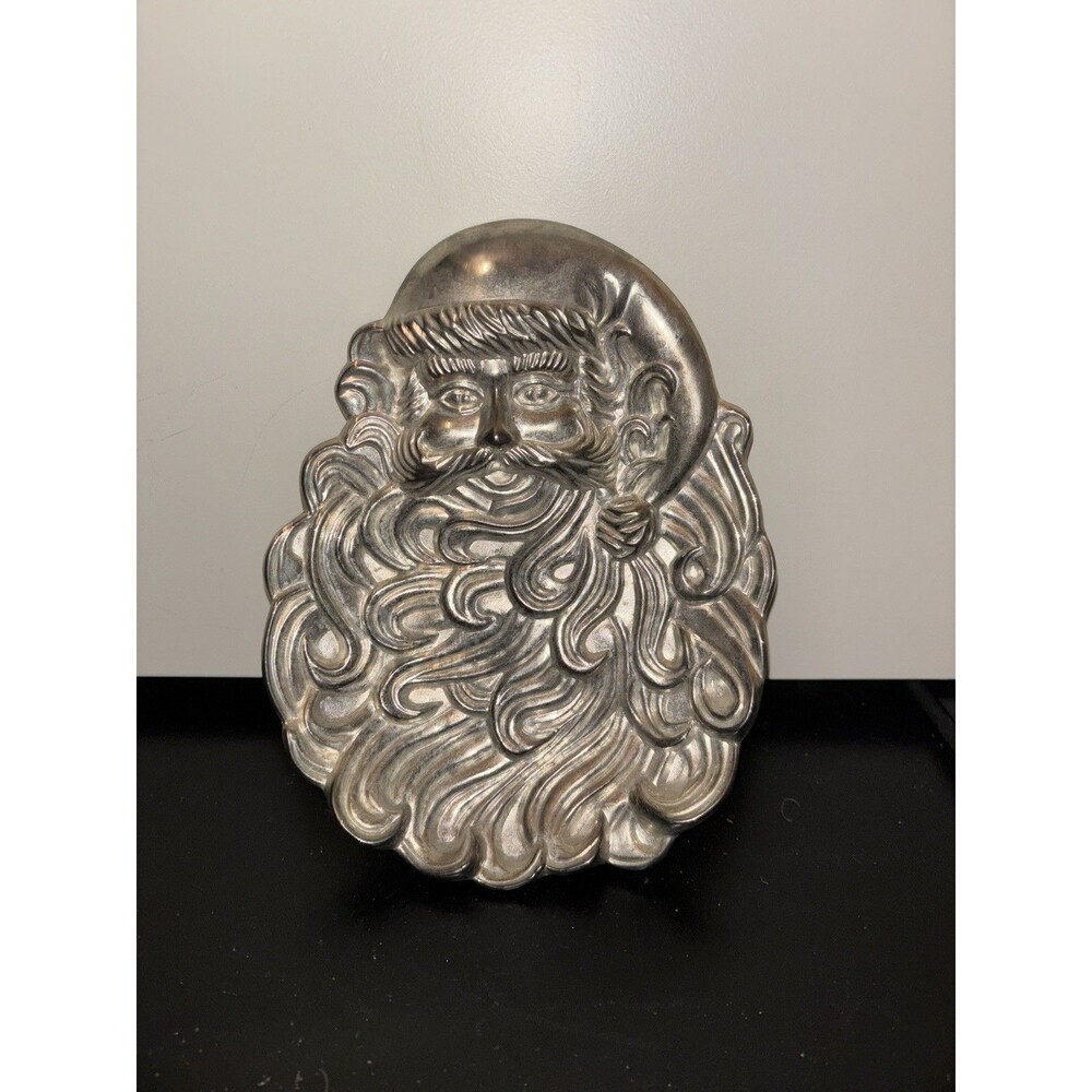 VINTAGE SANTA CLAUS FACE PEWTER SHALLOW CANDY DISH CHRISTMAS 7¼"